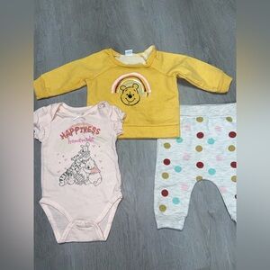 Disney Baby Winnie the Pooh Bear Complete Outfit Sweat Set Bodysuit Size 6-9 Mon